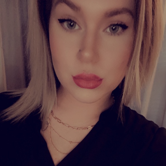 Meet your Posher, Megann - Picture 3 of 4